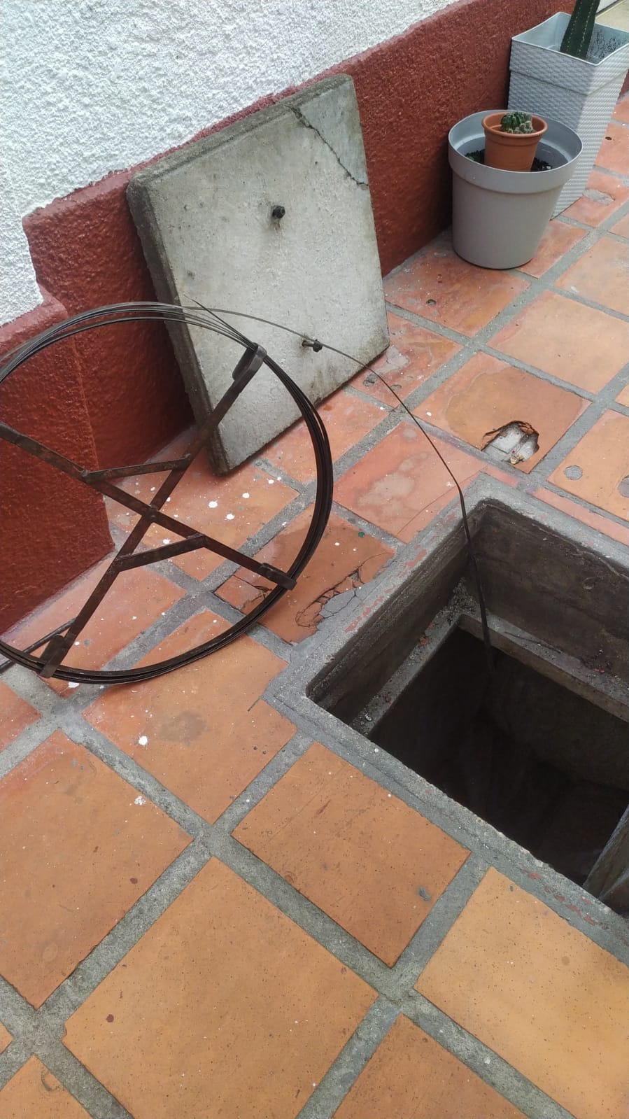 CLAUDIO BENTANCORT SERVICIO SANITARIO  