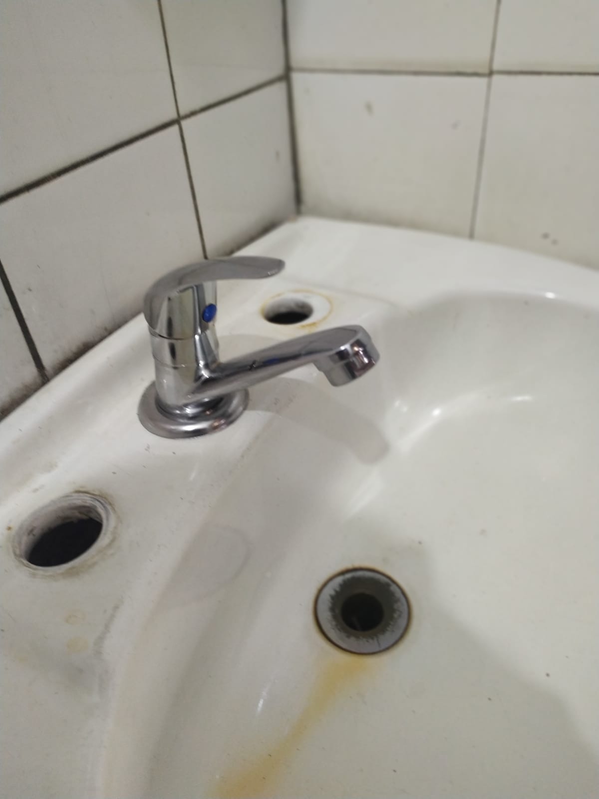 CLAUDIO BENTANCORT SERVICIO SANITARIO Instalación de monocomando 