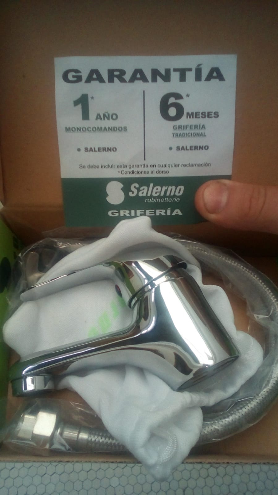 CLAUDIO BENTANCORT SERVICIO SANITARIO Grifo monocomando 