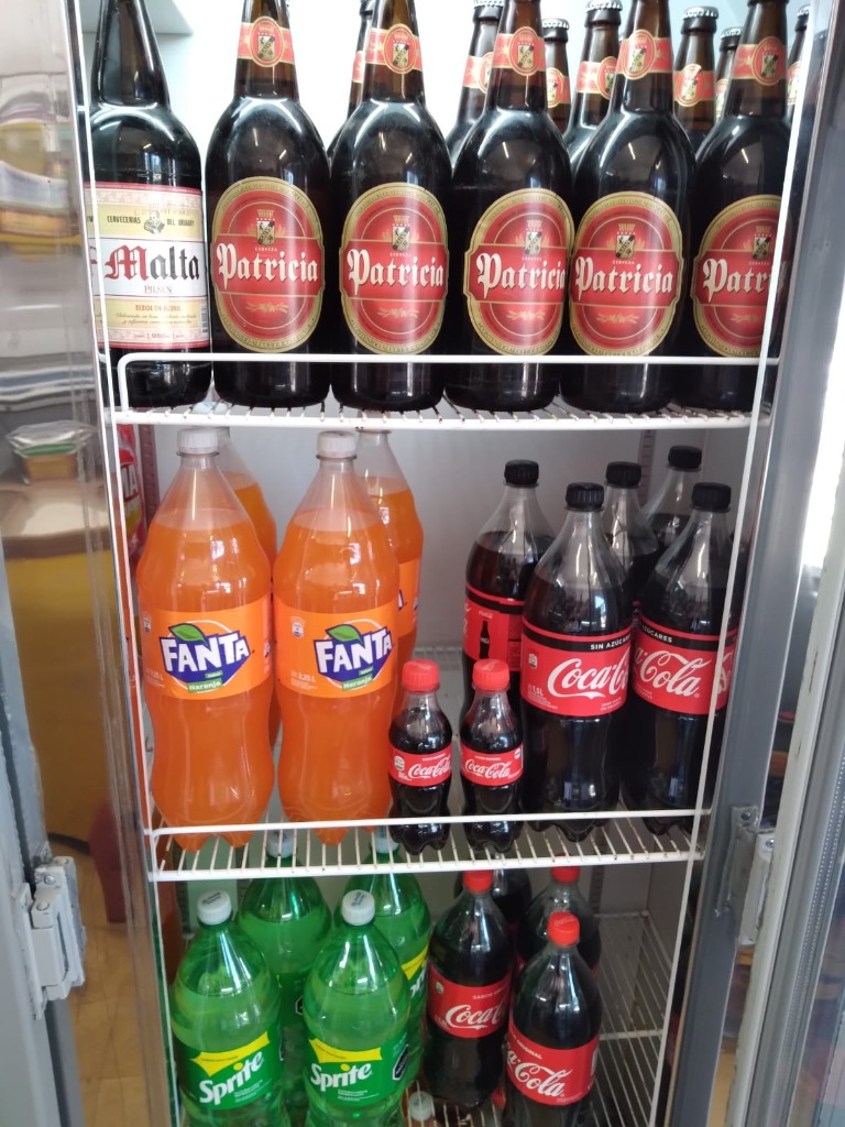 CARNICERIA ARTIGAS AUTOSERVICE  