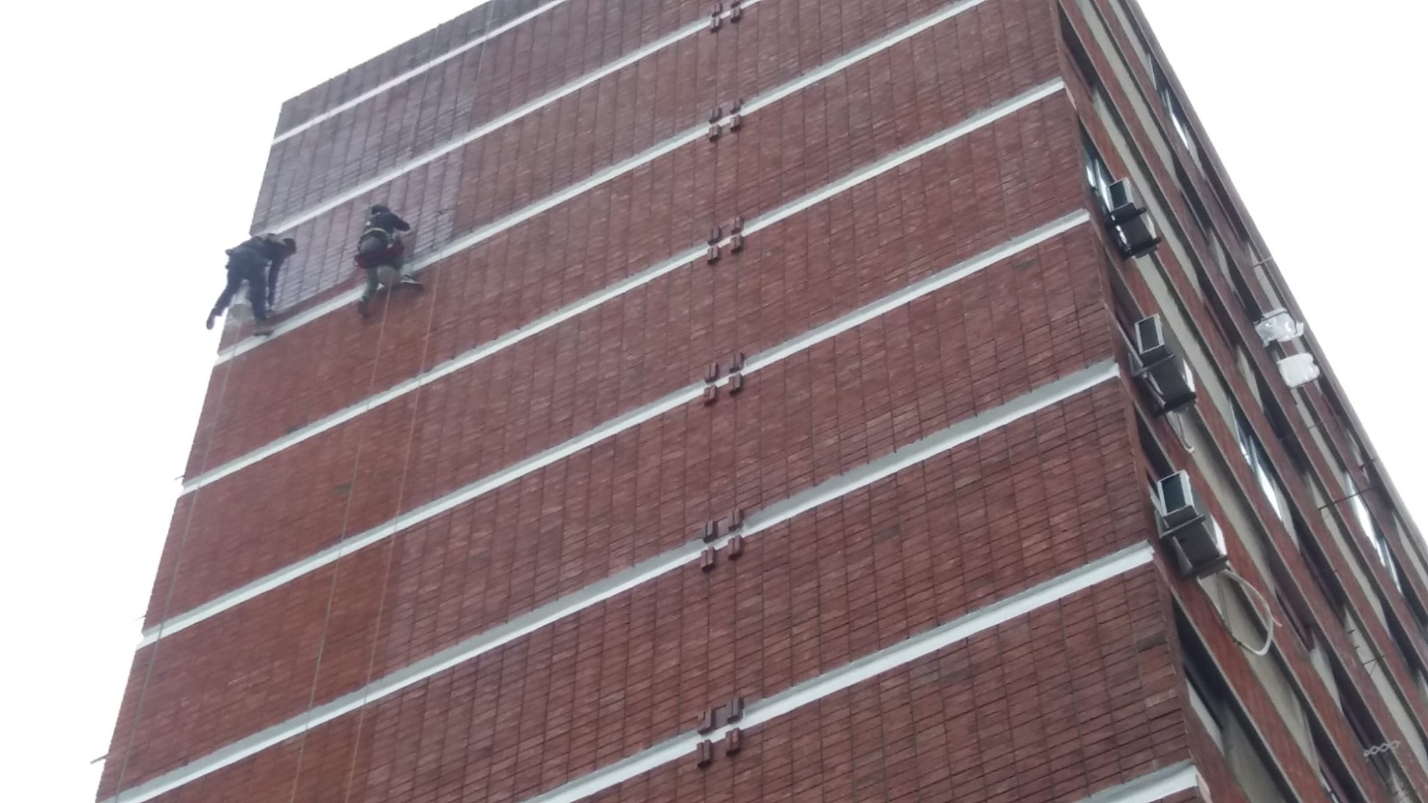 TORRES CONSTRUCCIONES  