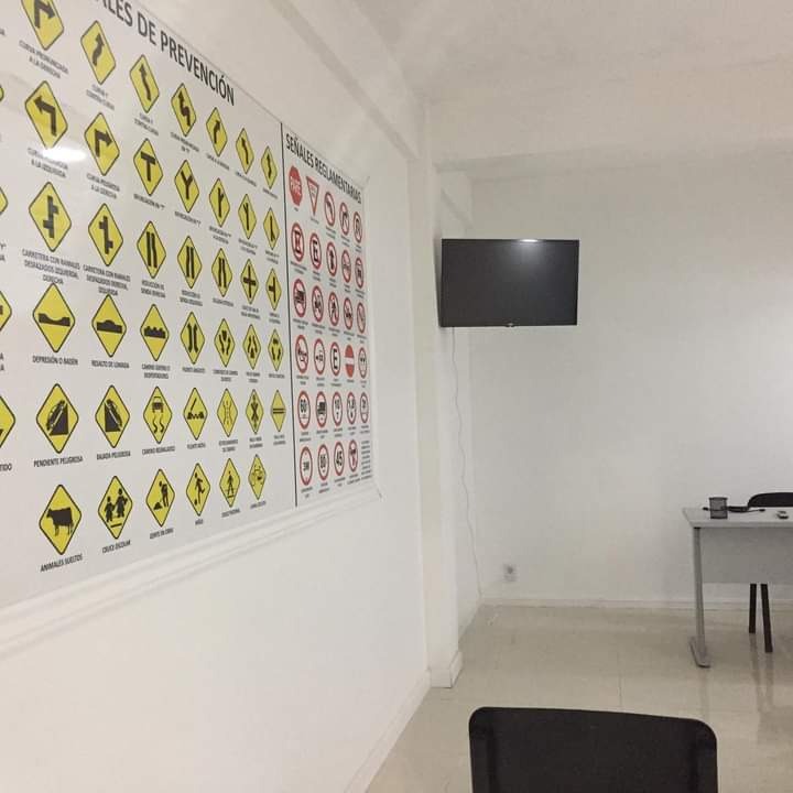 Academia de Choferes MOVE  