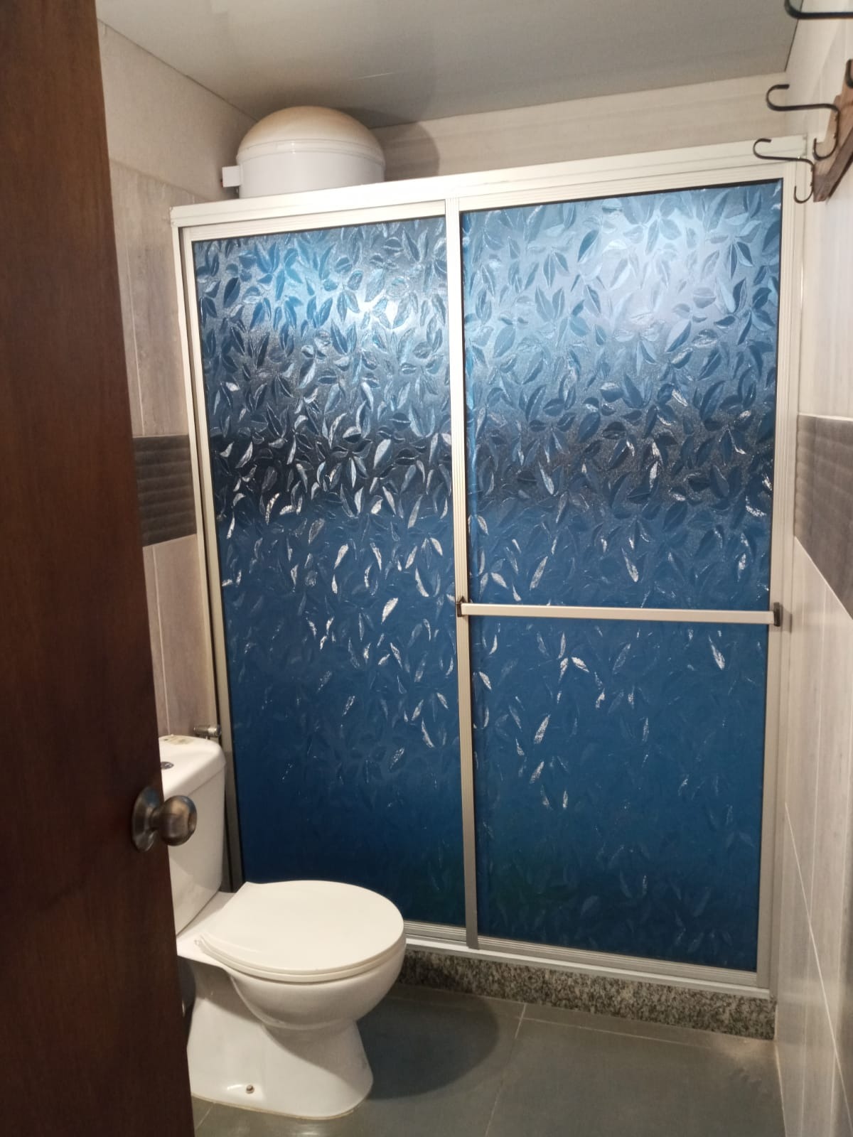 MARCELO ALVEZ ABERTURAS EN ALUMINIO Mampara 