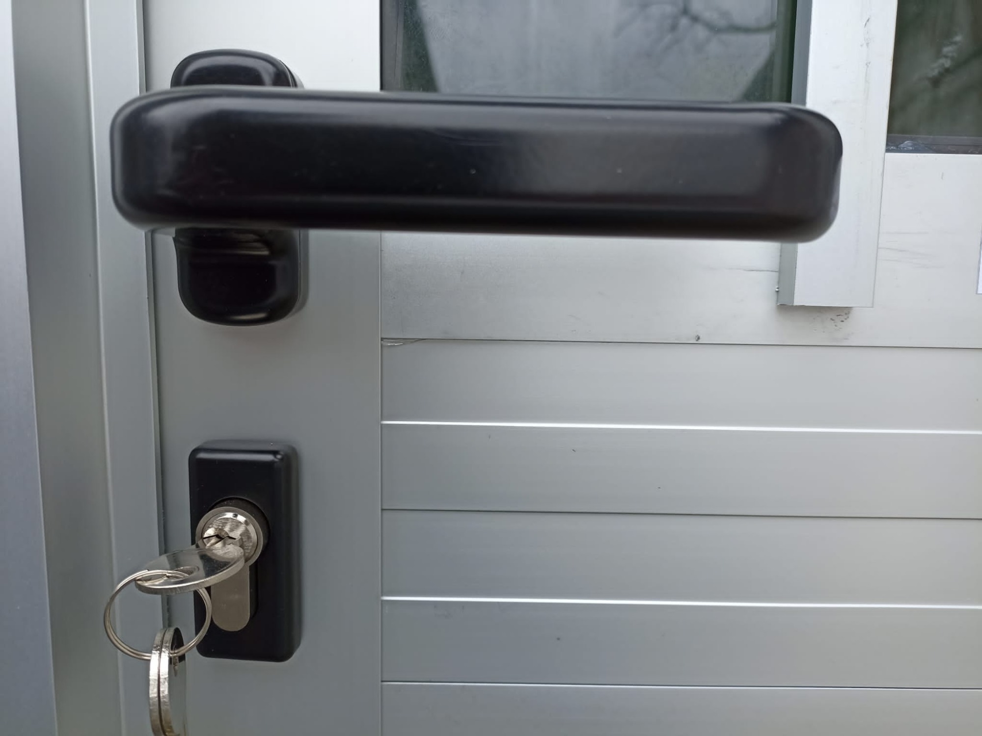 MARCELO ALVEZ ABERTURAS EN ALUMINIO  