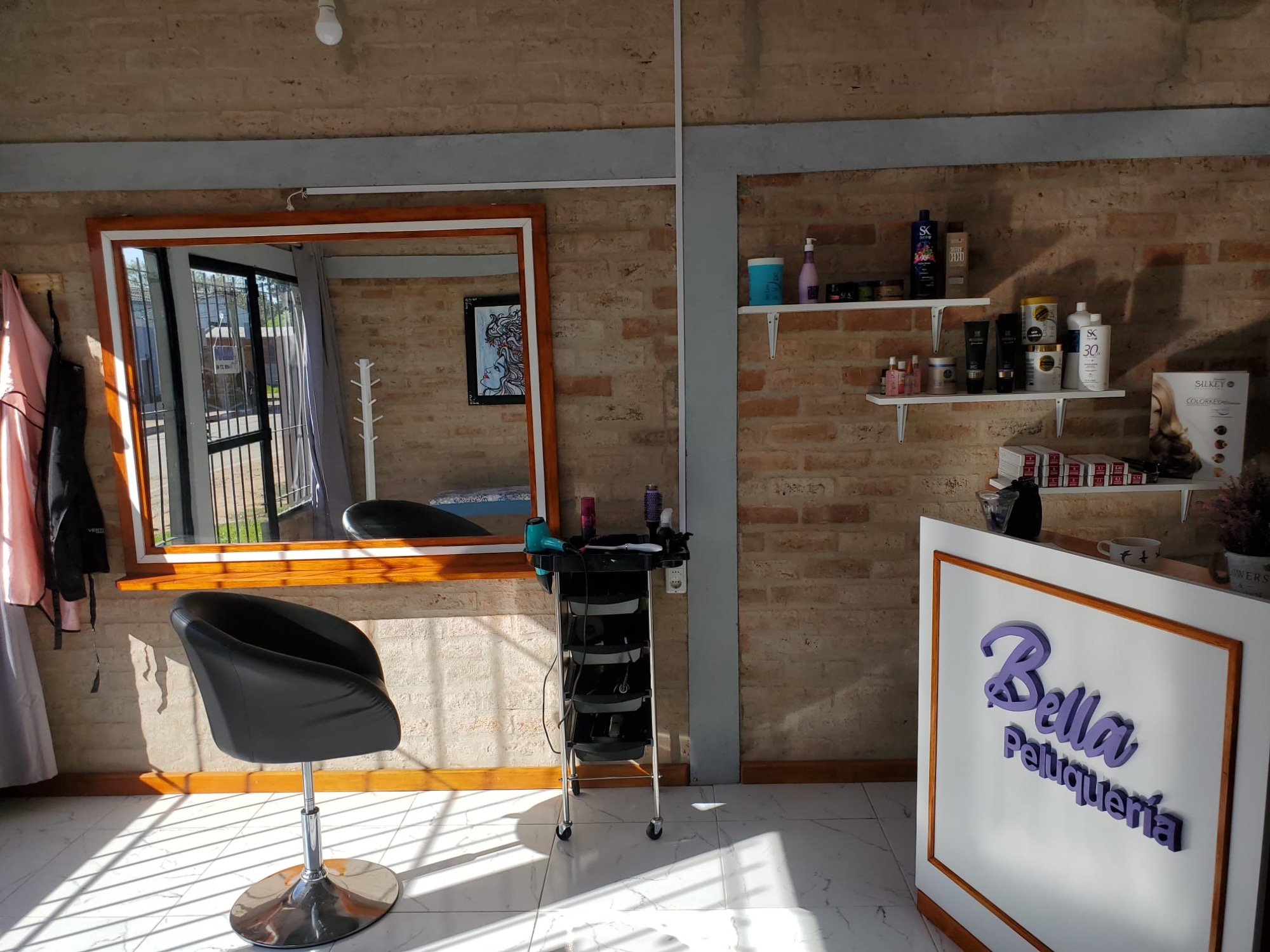 BELLA PELUQUERÍA Nuestra peluquería  