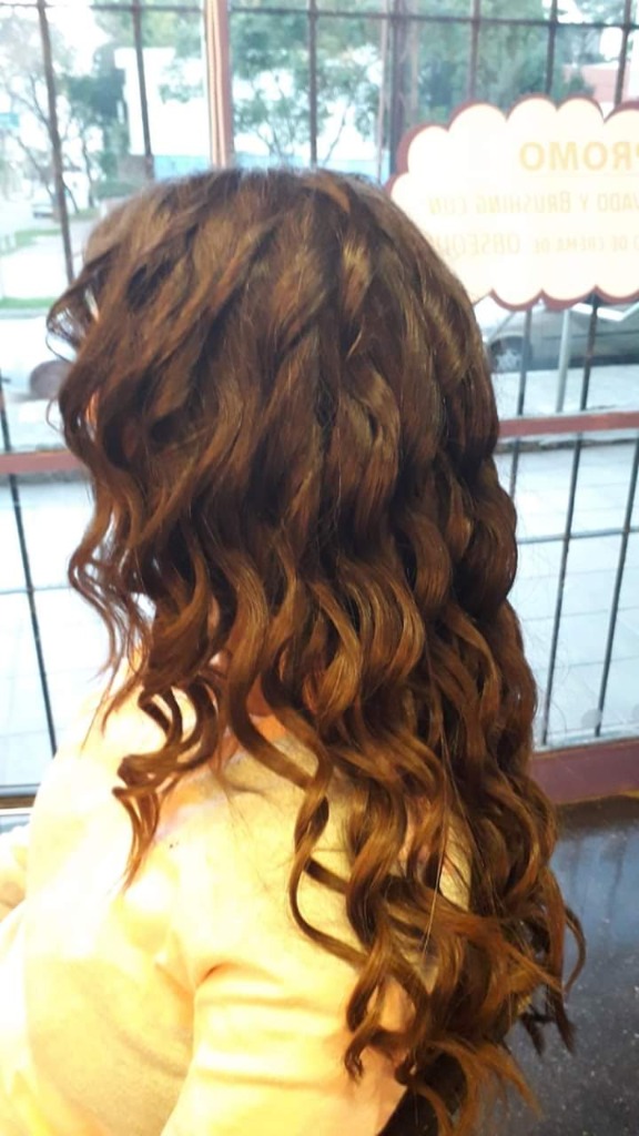 SANDRA VERESQUI PELUQUERIA Sandra Veresqui  Peinados 