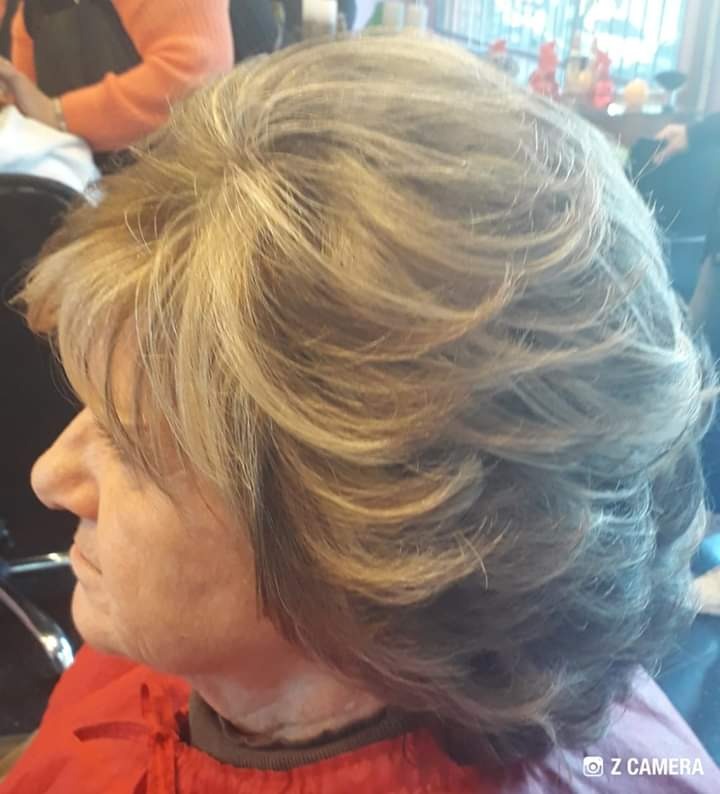 SANDRA VERESQUI PELUQUERIA Sandra Veresqui  Peinados 