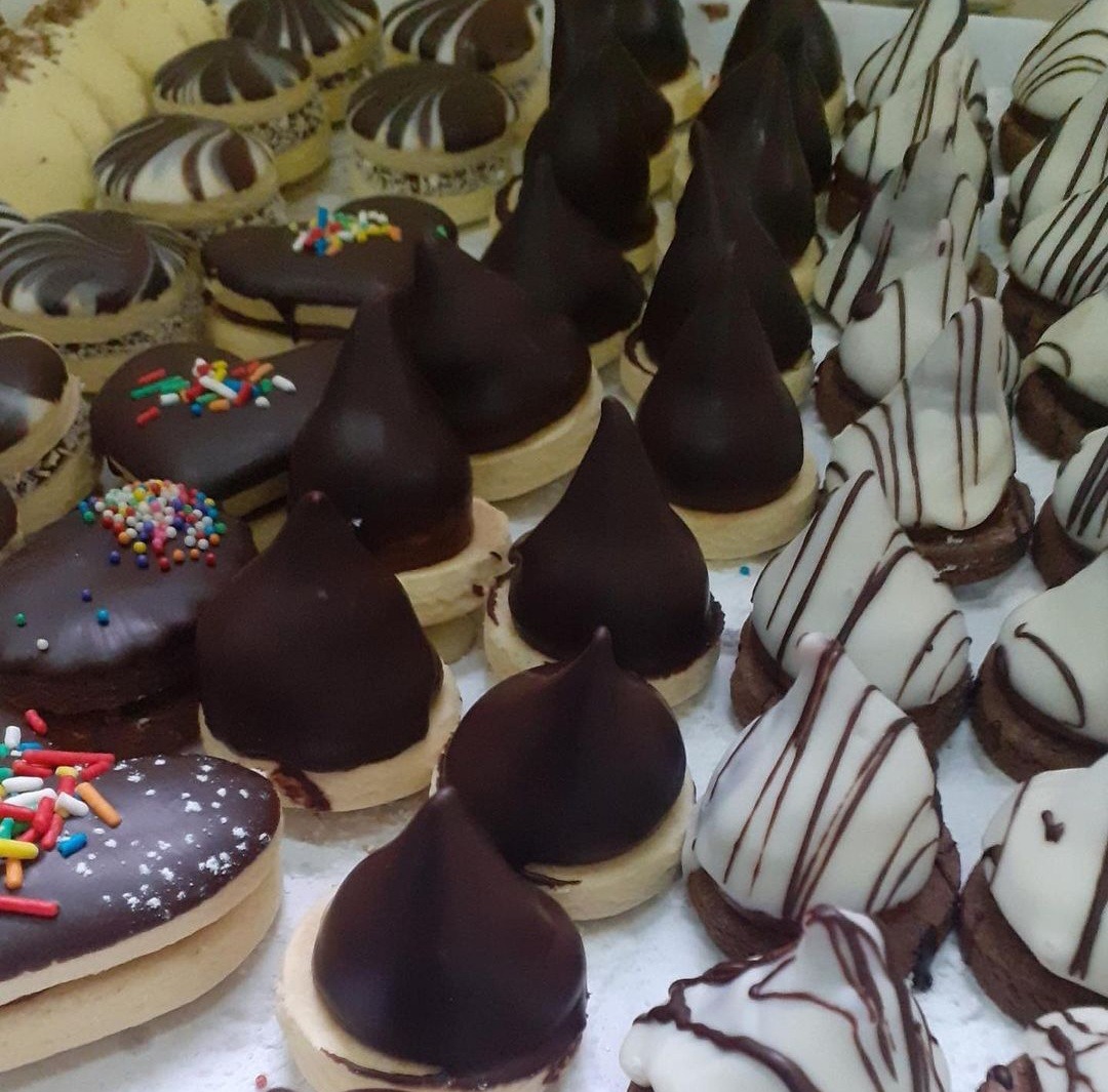 PANADERÍA FACTURISIMA Pinitos de dulce de leche 