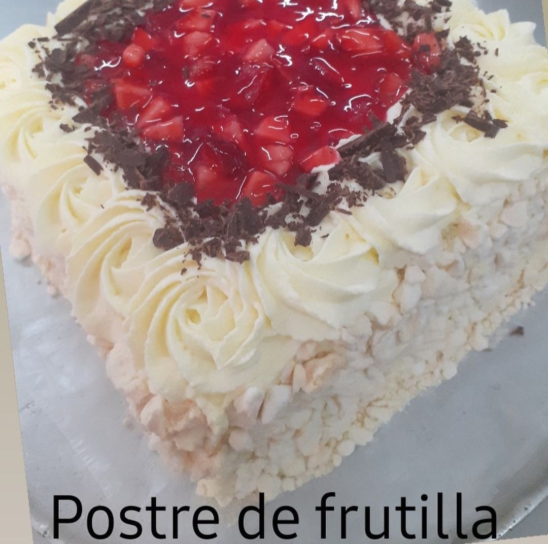 PANADERÍA FACTURISIMA Postre de frutilla 