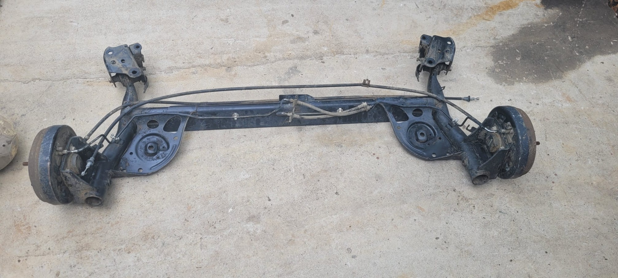 TALLERES DIAZ Tren trasero Nissan Tida 