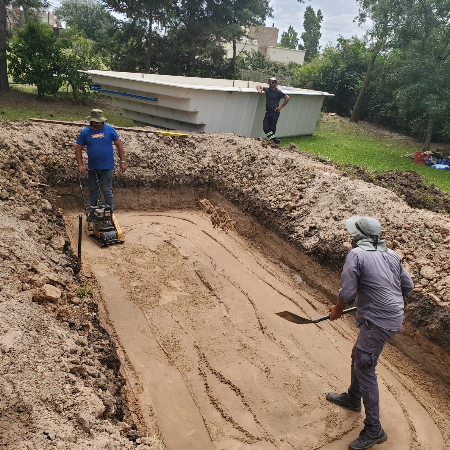 RC PISCINAS Y RIEGOS  