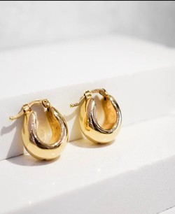 LUCIANO JOYERIA Y OPTICA 