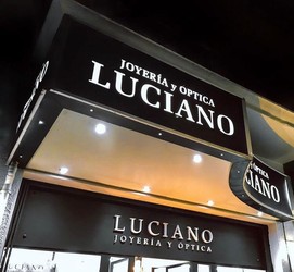 LUCIANO JOYERIA Y OPTICA 