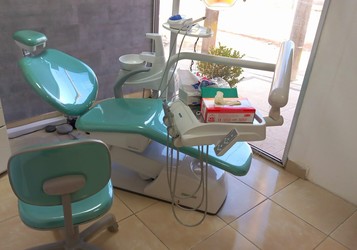 DRA. FIORELLA FERRARI 