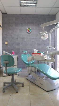 DRA. FIORELLA FERRARI 