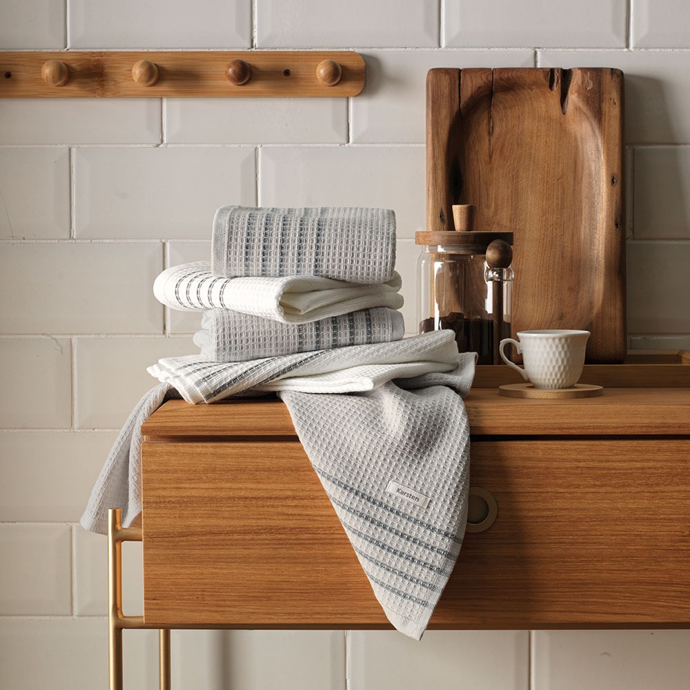 VISTIENDO CASA REPASADOR KARSTEN COLINS 