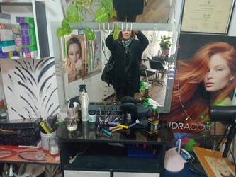 PELUQURÍA UNISEX MIRTA CESPEDES 