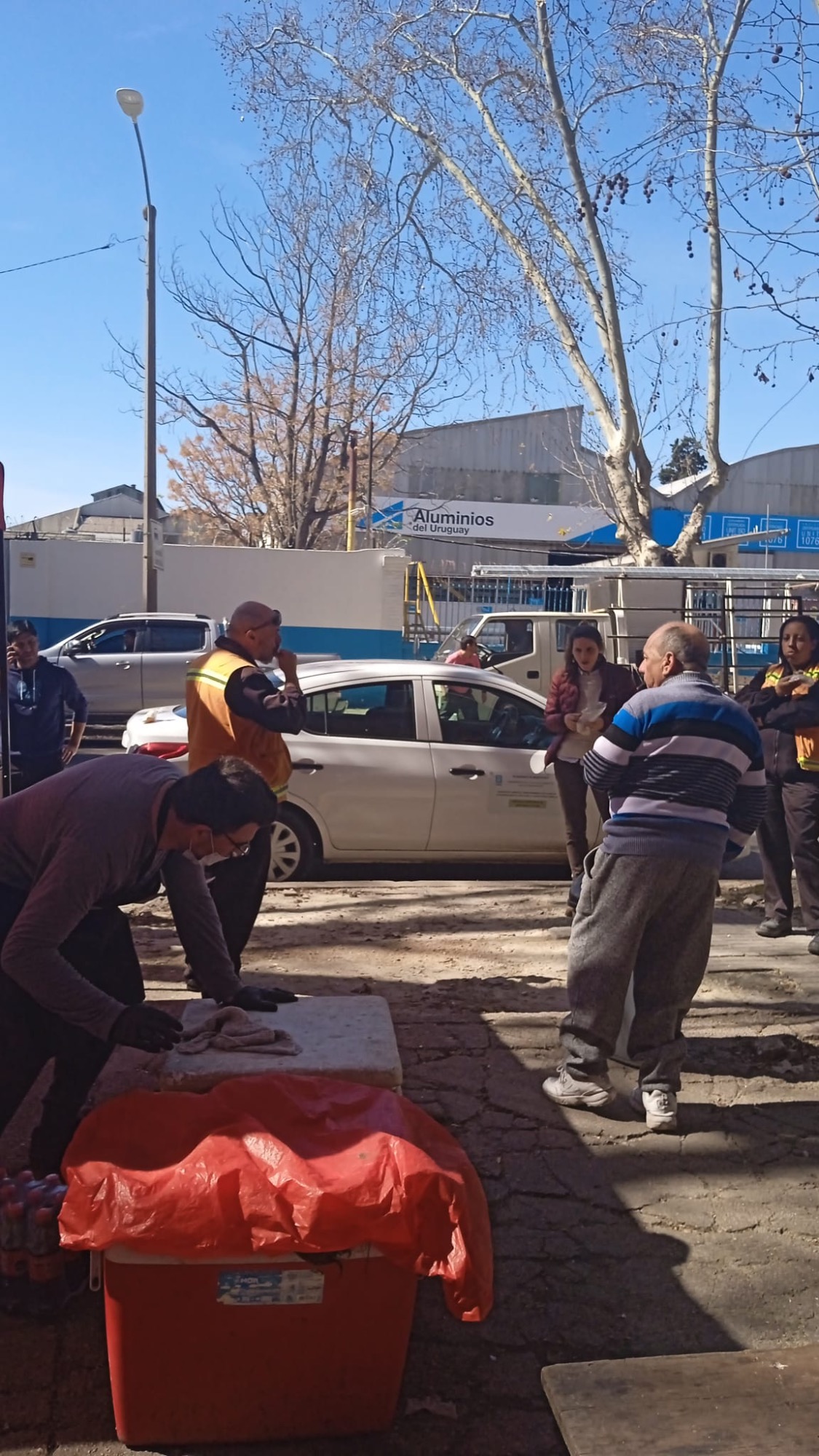 PARRILLA EL QUEBRACHO CLIENTES Todas las semanas suelen venir personal de la inte