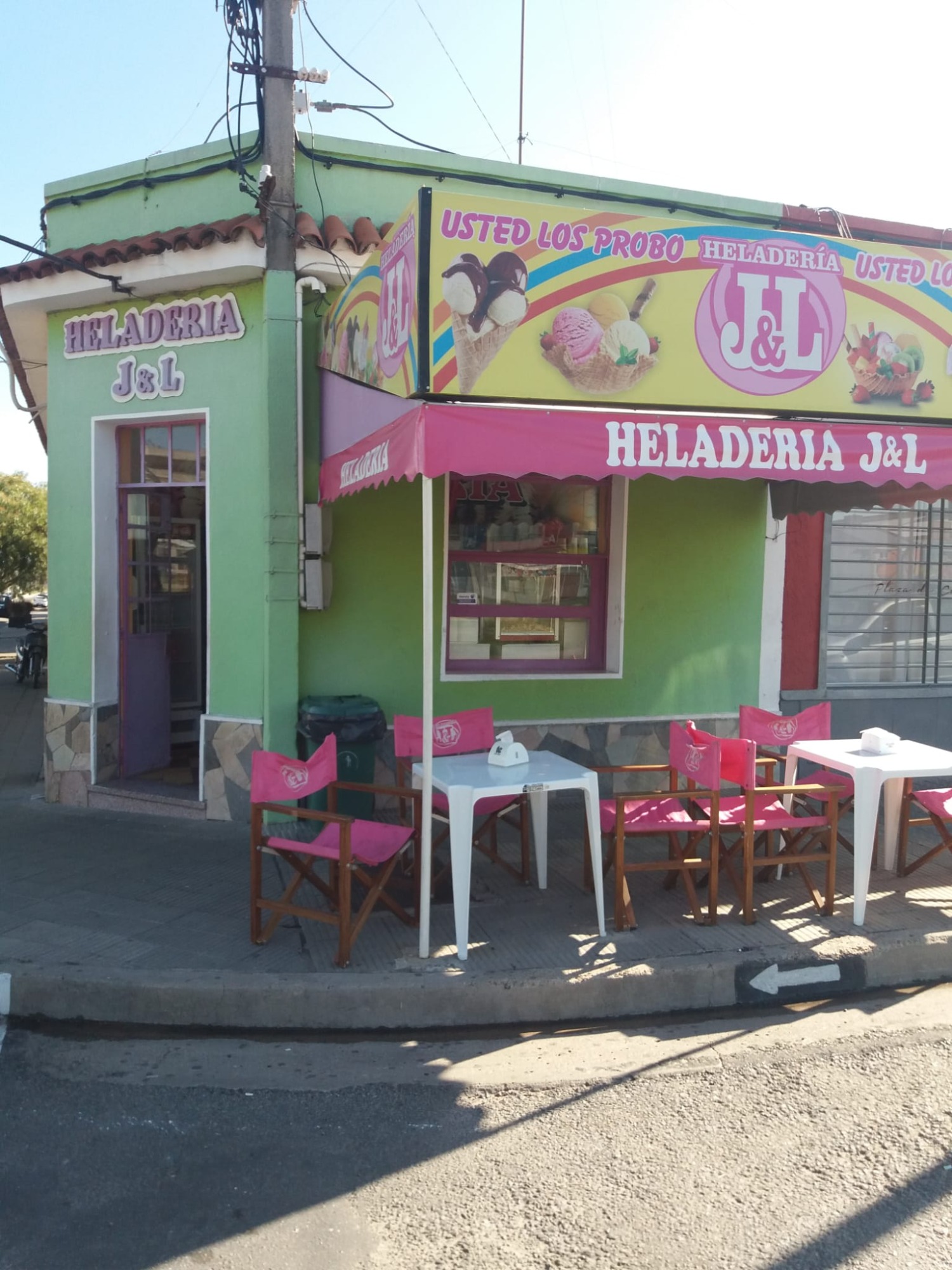 HELADERIA JYL  