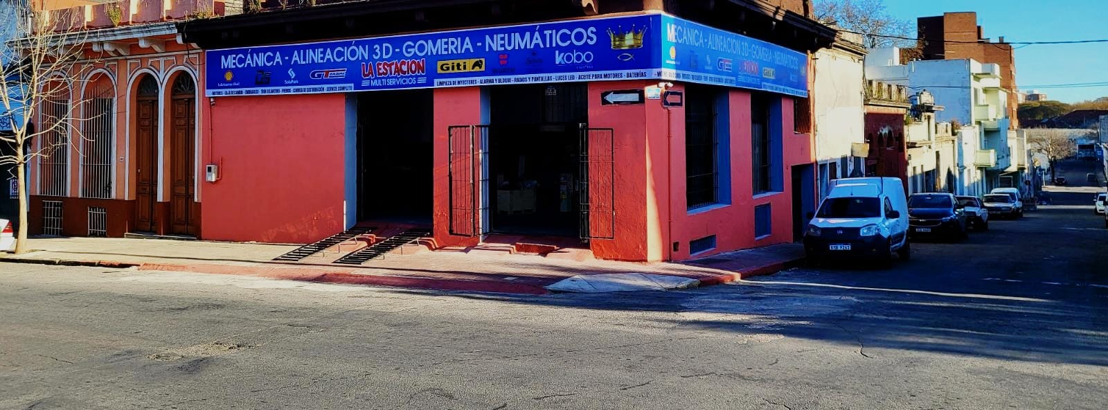 LA ESTACION MULTISERVICIOS  