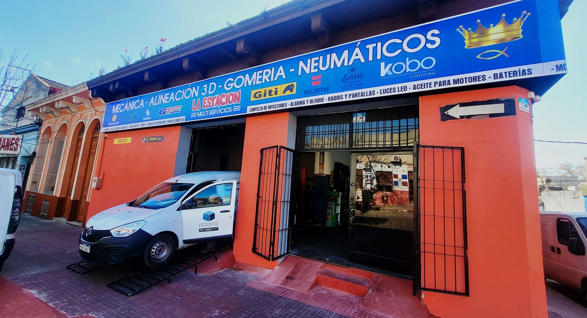 LA ESTACION MULTISERVICIOS  