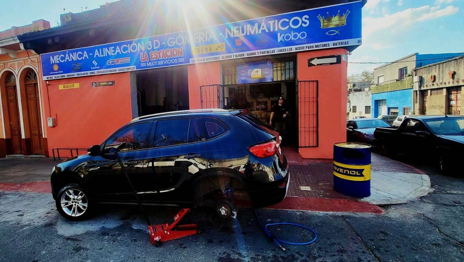 LA ESTACION MULTISERVICIOS  