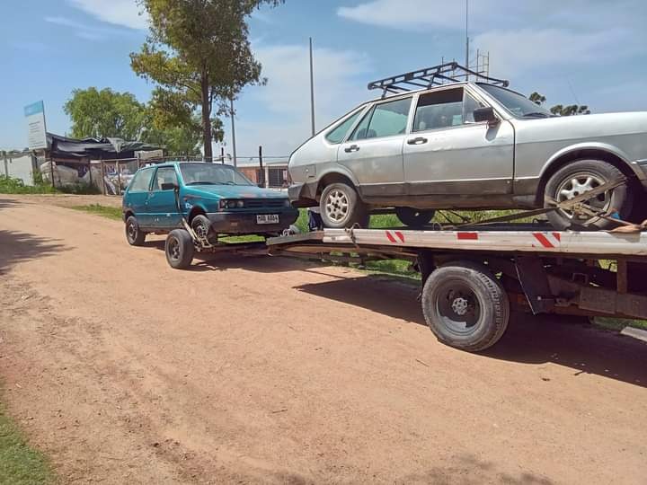 AUXILIO MECÁNICO  EL REMOLQUE  