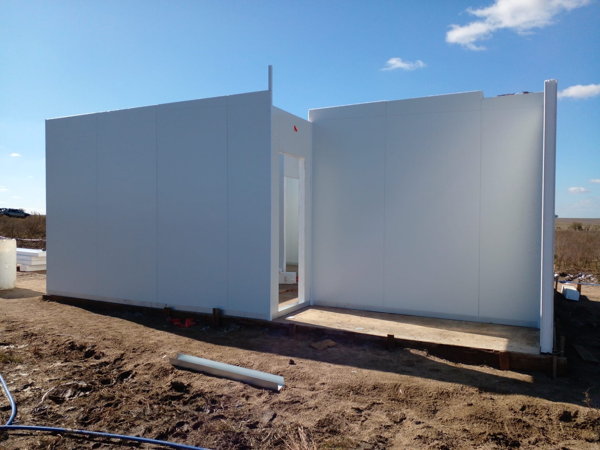 ANDRES BARBOZA CONSTRUCCIONES ANDRES BARBOZA CONSTRUCCIONES CONSTRUCCIONES
ALBAÑILES
REVESTIMIENTOS MADERA
STE