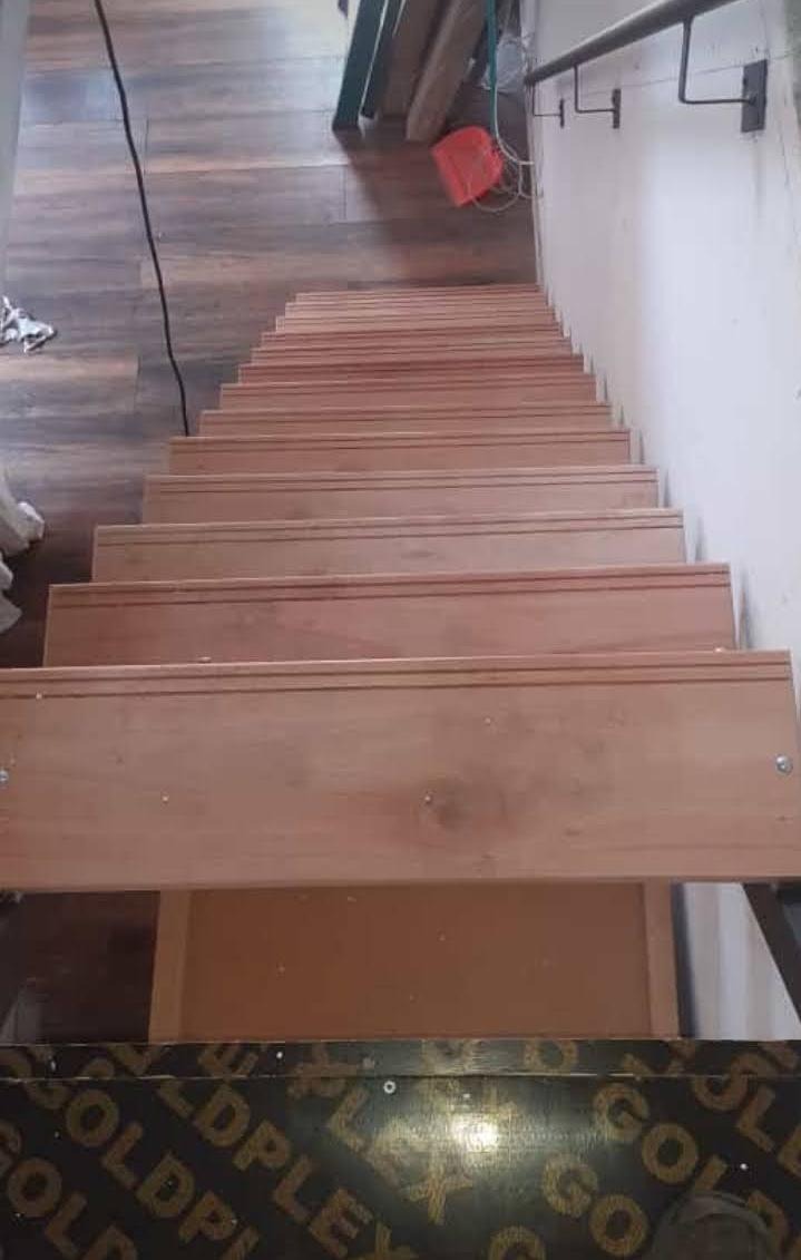 ANDRES BARBOZA CONSTRUCCIONES ANDRES BARBOZA CONSTRUCCIONES CONSTRUCCIONES
ALBAÑILES
REVESTIMIENTOS MADERA
STE