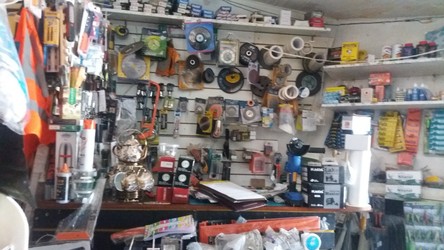 BARRACA Y FERRETERIA PUNTA 