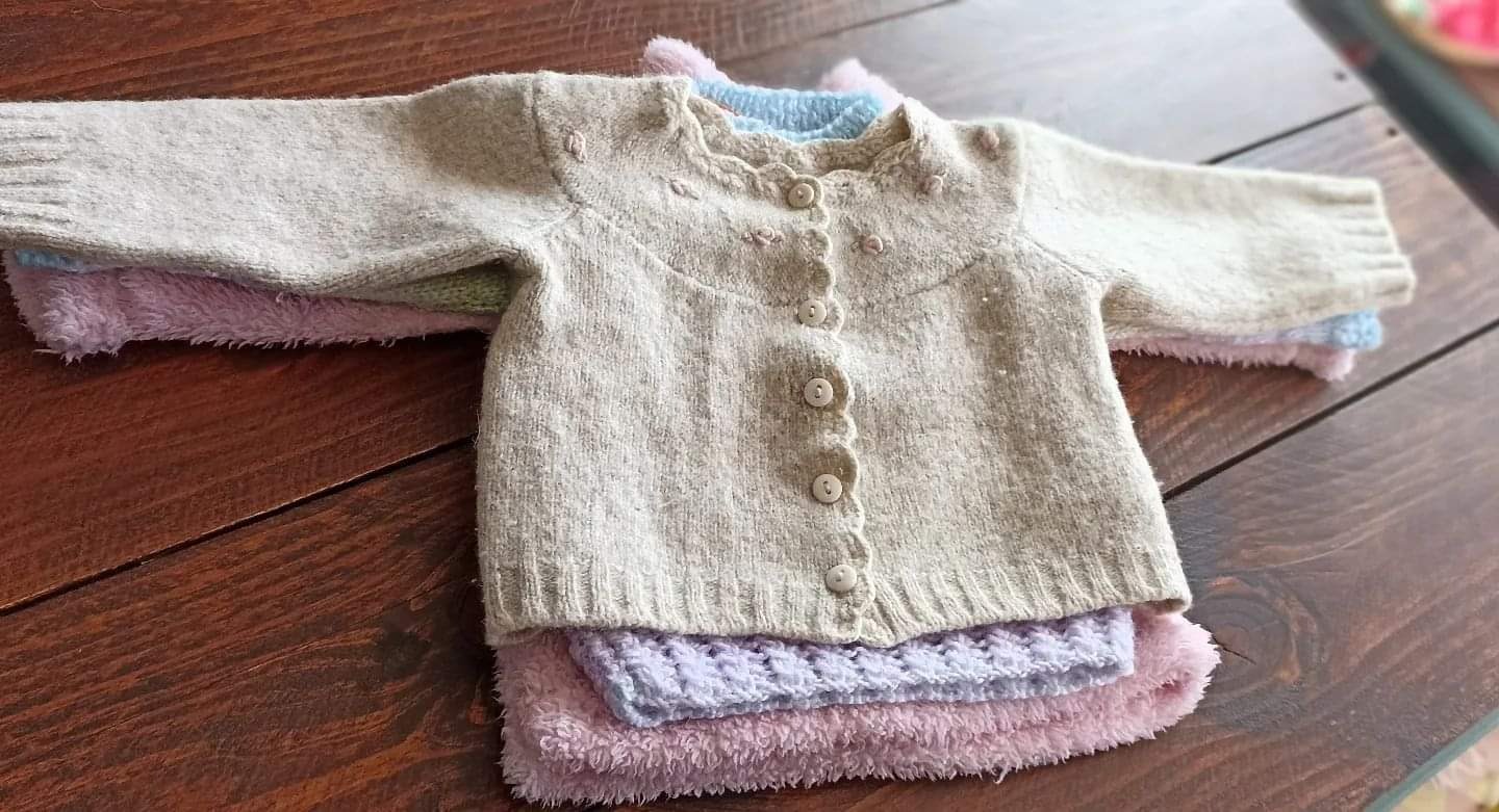 LA PETITE UY SECOND HAND  