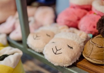 LA PETITE UY SECOND HAND 