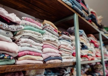 LA PETITE UY SECOND HAND 