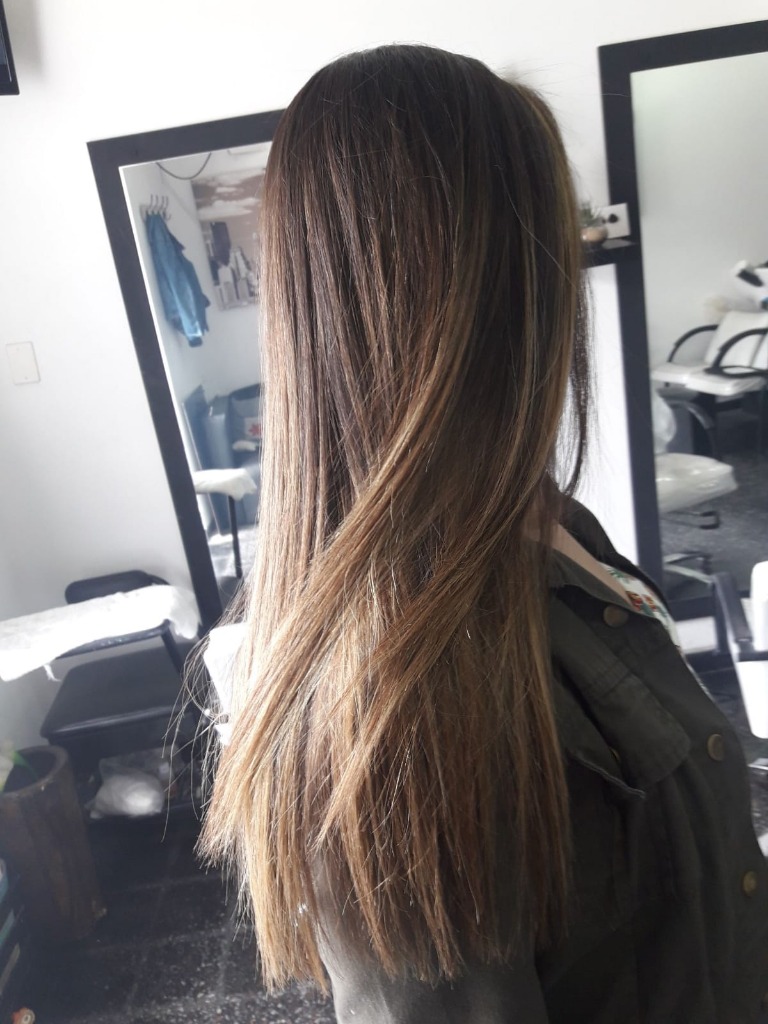 PELUQUERÍA BY LUCÍA  