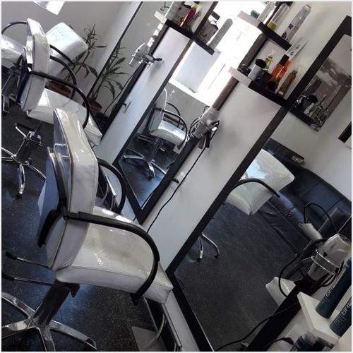 NUESTRO LUGAR PELUQUERÍA BY LUCÍA