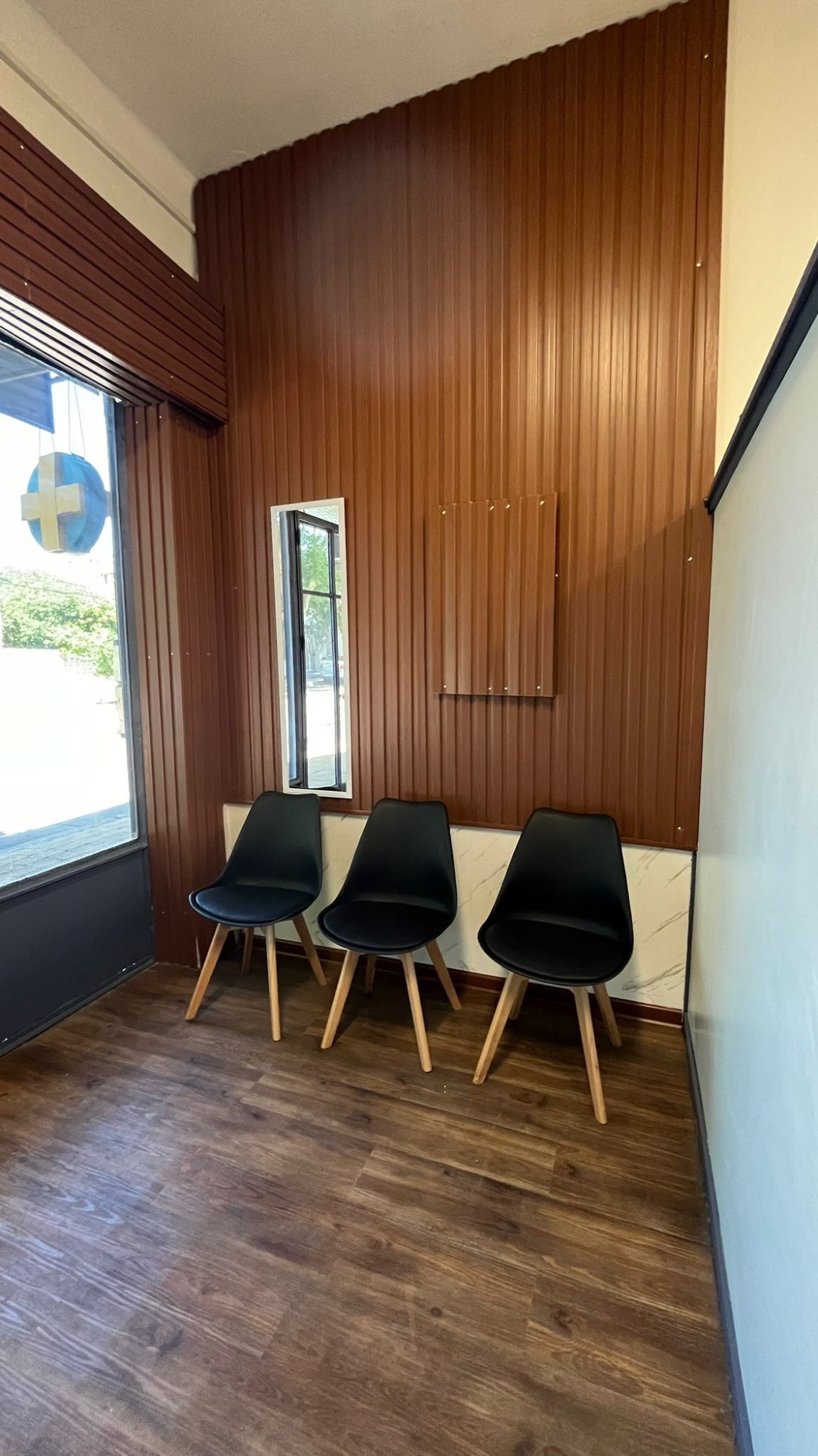 Consultorio Odontológico FP Consultorio Odontológico FP IMPLANTES DENTALES
ORTODONCISTAS
CIRUGIAS
PROTESIS