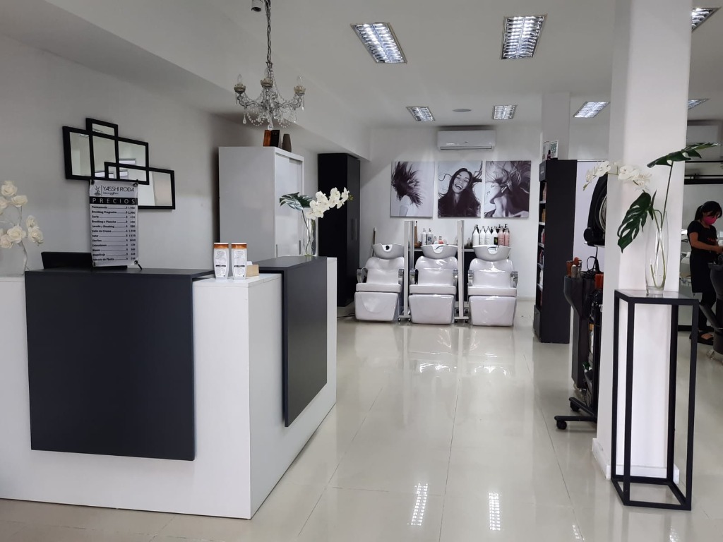 PEINADOS YASSHI RODA  