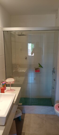 VIDRIERIA M.G VIDRERIA M.G