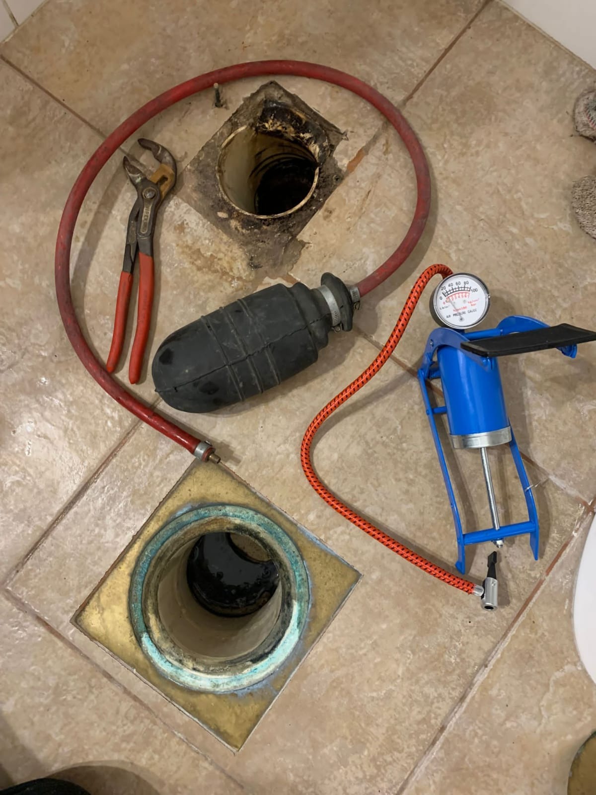 SANI CENTER SANITARIA  