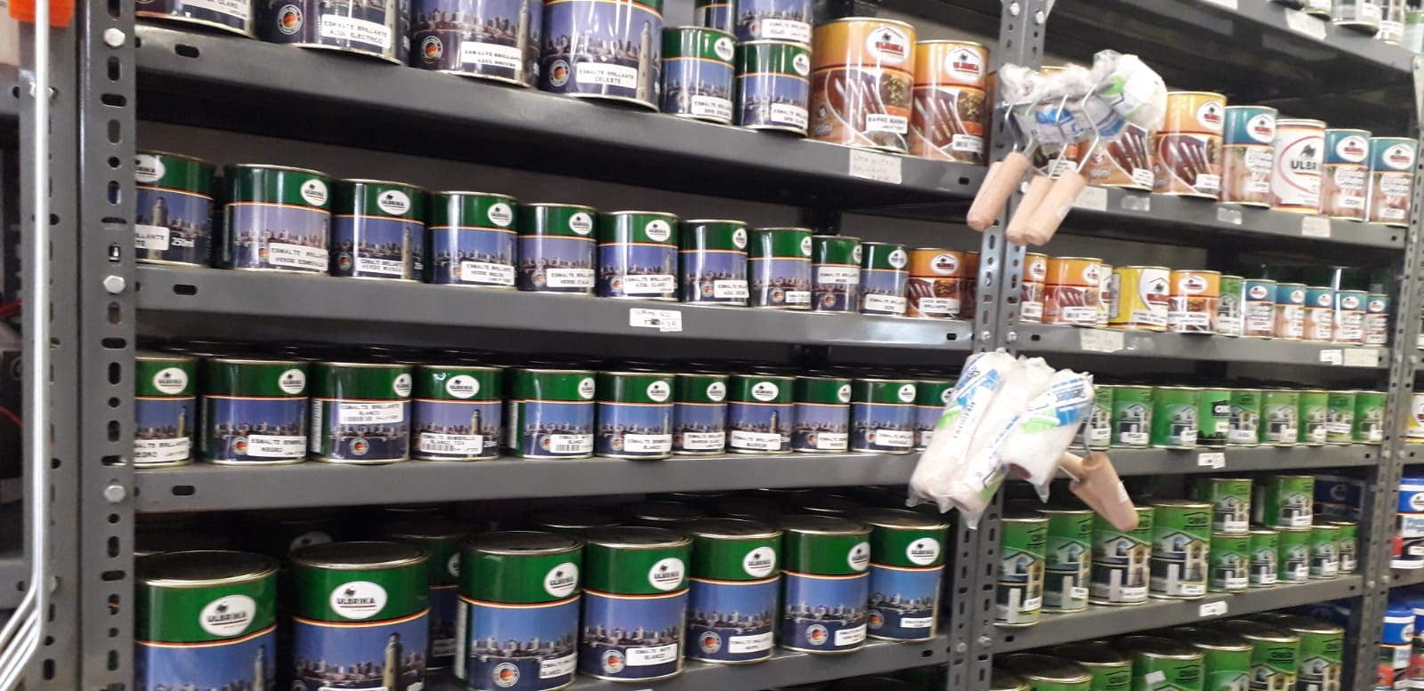 SANITARIA DEL PLATA  Pinturas, variedad de colores