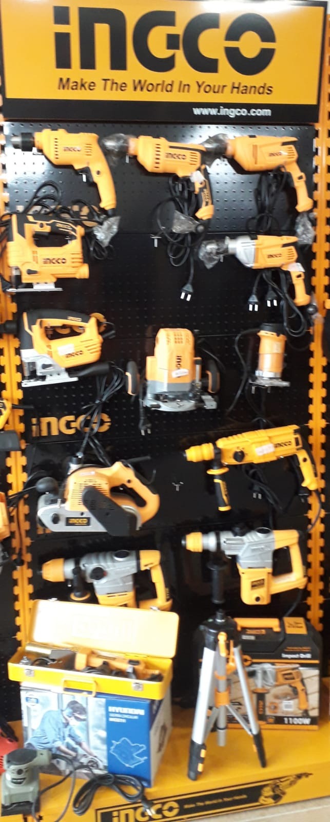 SANITARIA DEL PLATA Herramientas eléctricas Taladro, Atornillador, Lijadora, Amoladora, Sierra