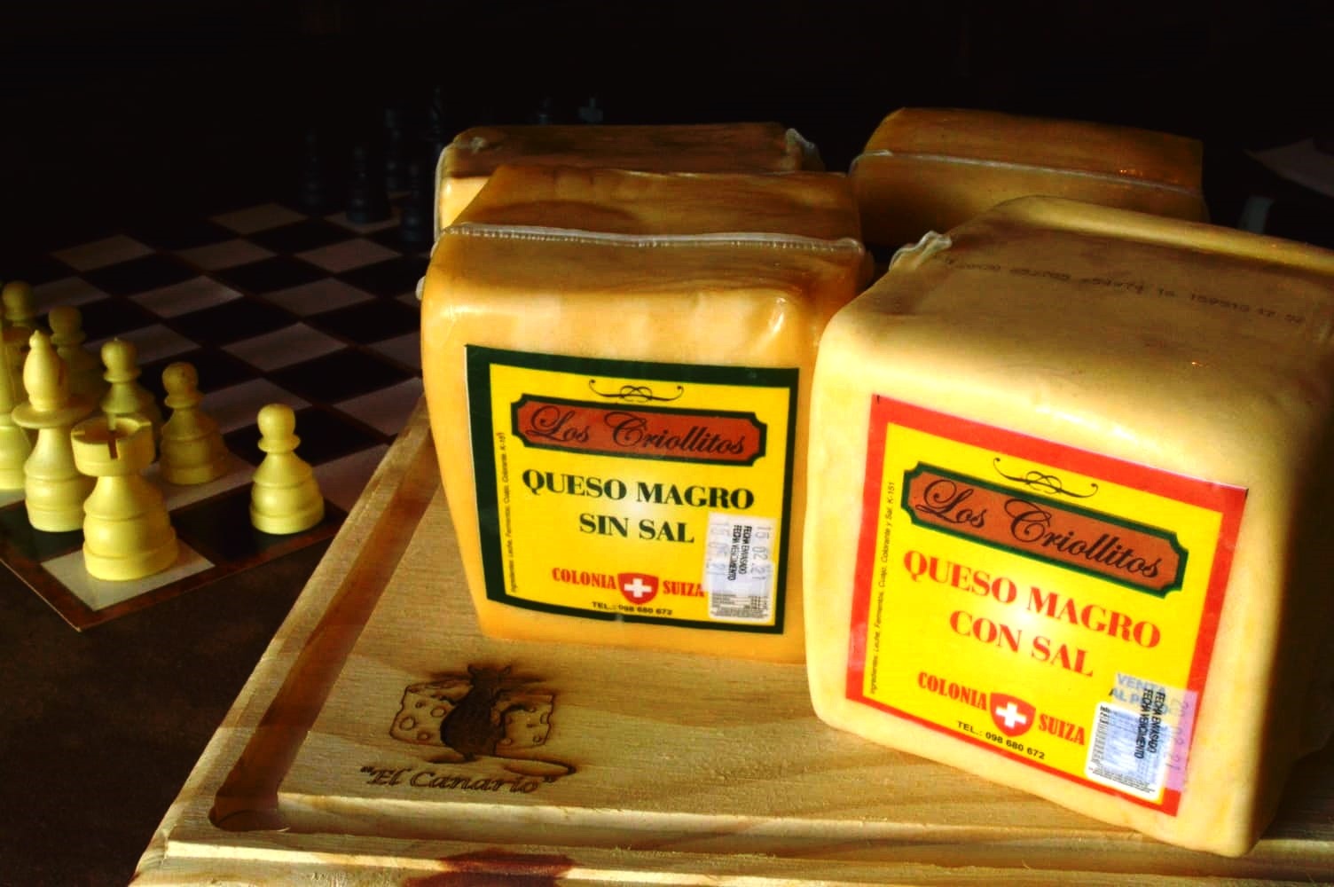 QUESERÍA CANARIO  Queso Magro Sin Sal - Queso Magro Con Sal