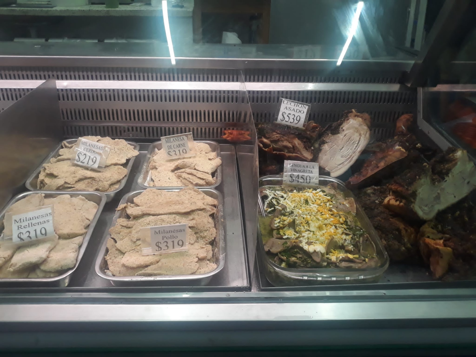 MINI MERCADO ALVARIZA Milanesas de carne o pollo 