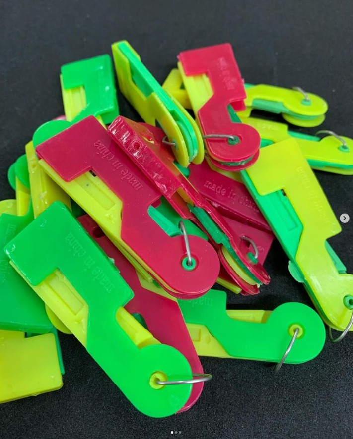 MERCERIA RG IMPORTACIONES Enhebrador chino para máquina y mano 