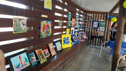 ESPACIO INTEGRAL MANO CON MANO Taller de plástica ( exposición)
