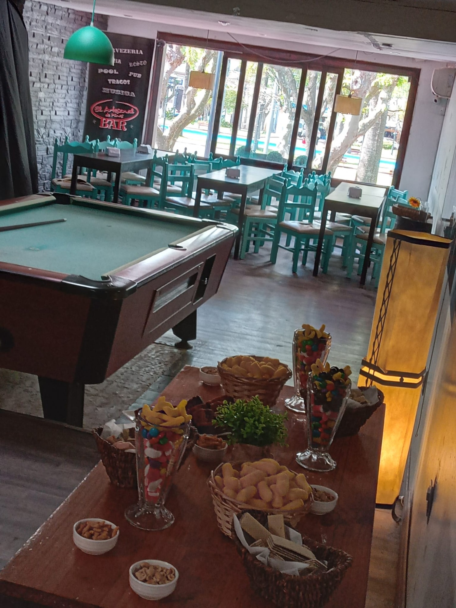 EL ARTESANAL EL ARTESANAL DESAYUNOS
CENAS
CENA SHOW
CAFETERIAS
MERIENDAS