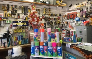 BARRACA Y FERRETERIA F Y D 