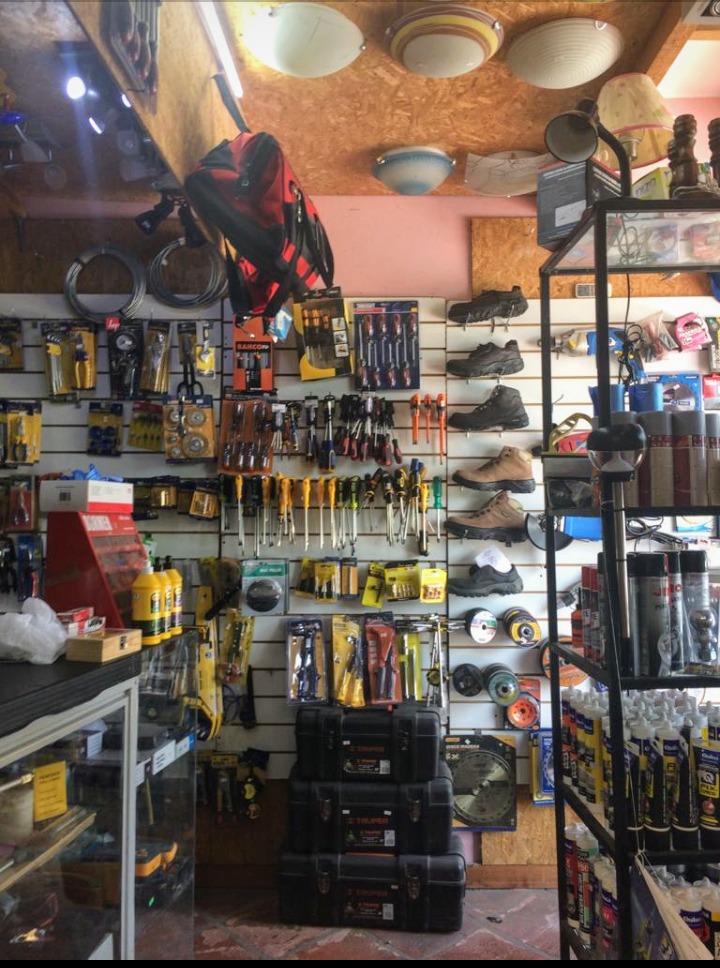 ELECTRICIDAD LUSSICH  