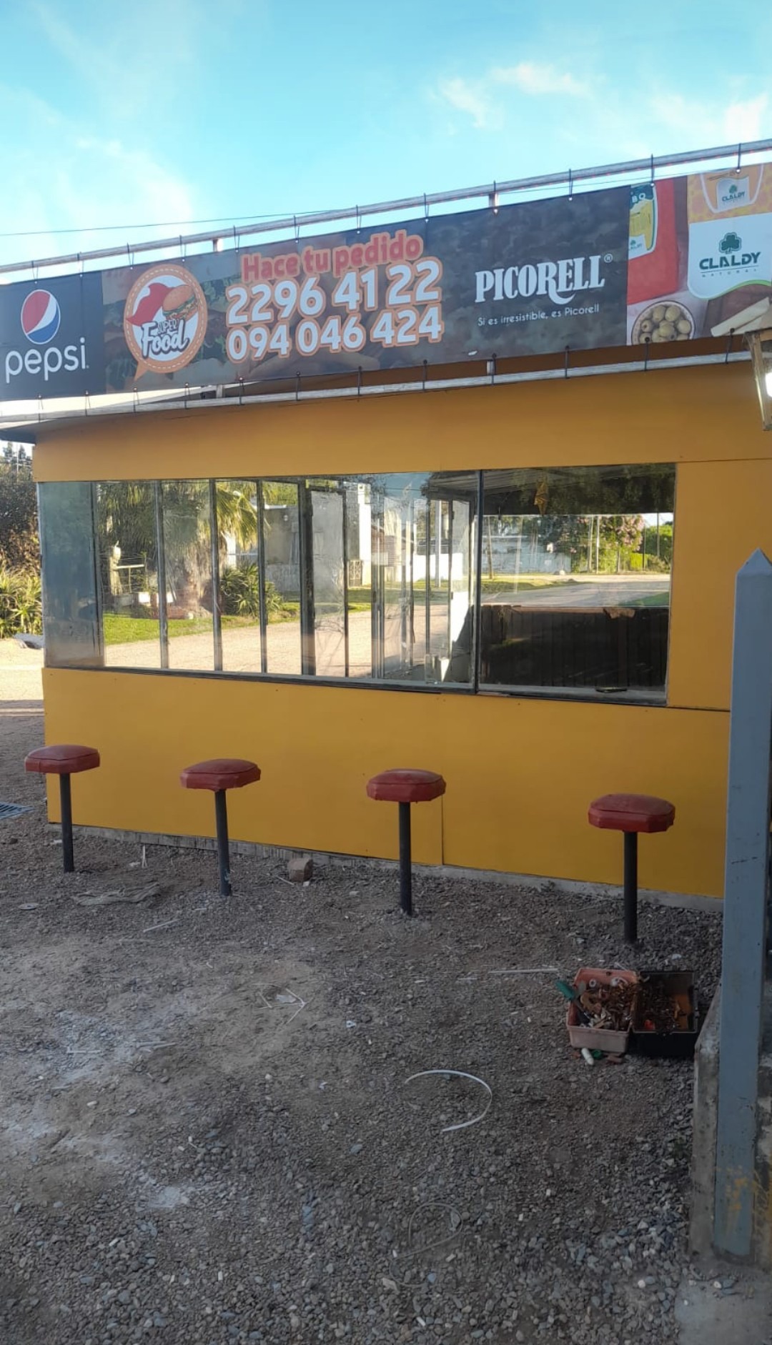 SUPER FOOD SUPER FOOD  