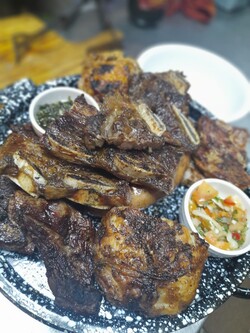 PARRILLADA 119 Brasero con guarnicion  